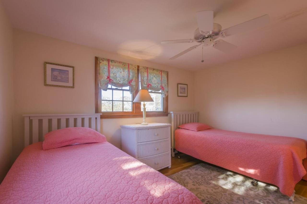 24 Captain Wing Road East Sandwich - - Cape Cod Bagian luar foto
